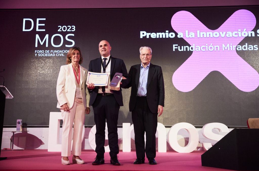 La Asociación Española de Fundaciones premia al bbMiradas y a Fundación Miradas